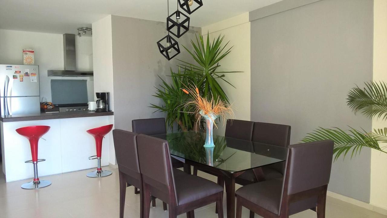 Swim The Caribbean & Work With A View Apartment Cancun Exterior photo